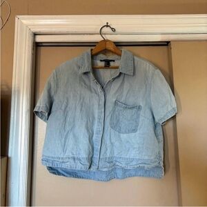 Forever 21 cropped collared denim top blouse washed denim style